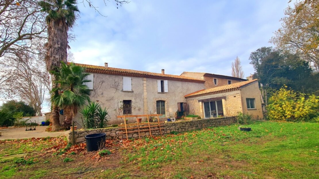 Former Wine Domain In The Heart Of The Vineyards With Spacious Main House, Large Workshop, Convertible Attic On A Plot Of 3102 M2. Great Project 1 CUX378000EA 1110x623 1