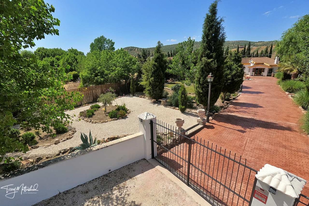 Montefrio 1 Four bed detached villa with pool and outdoor entertaining close to Montefrio 1 xlarge
