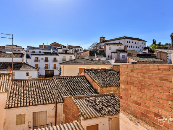 Large traditional townhouse to modernise Alhama de Granada 1 xlarge