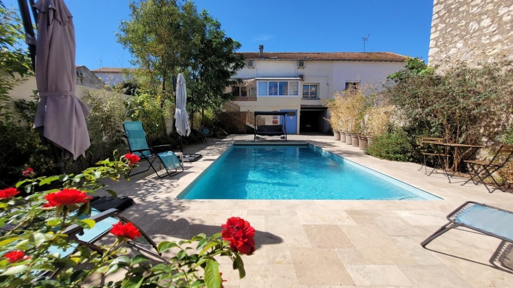 Charming 1940s Villa Completely Renovated With Garage, Terrace, Heated Swimming Pool And Summer Kitchen. 1 MAG399900EA 1110x623 1