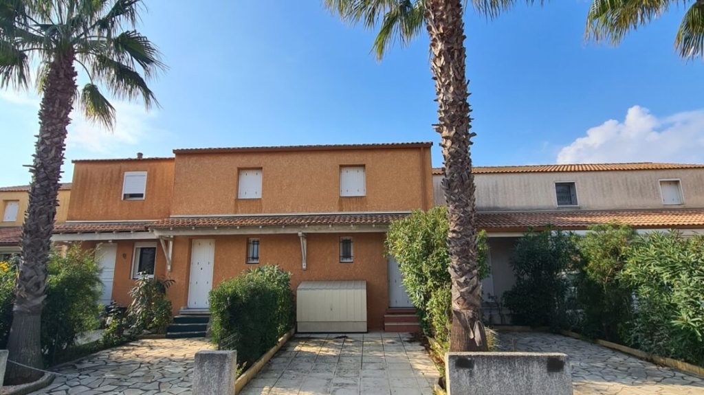 Charming House With 2 Bedrooms, Covered Terrace And Courtyard, In A Pleasant Secure Residence With Pool And A Few Minutes From The Sea 1 VAL169290EB 1110x623 1