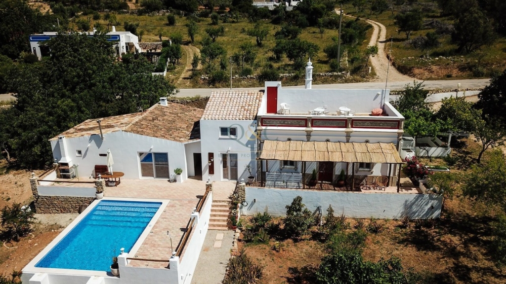 Santa Barbara de Nexe 1 aa396175a78ac26147e6 xlarge