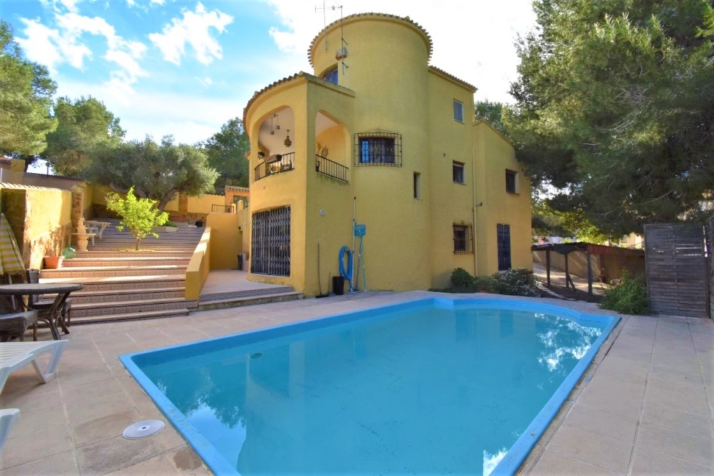 Orihuela Costa 1 ab7253cb30c996cfeeb2 xlarge