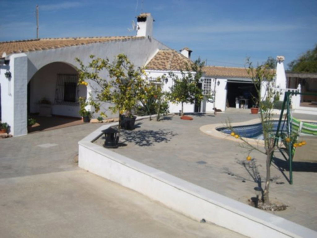 Torre-Pacheco 1 b12b837ddf3e40f97e4f xlarge