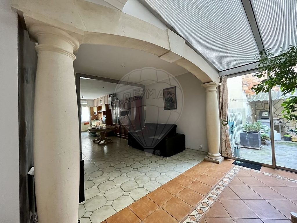 House 3 bedroom(s) for sale 1 b31f1ab3 d703 41ed 9017 51ee0aa99061 1