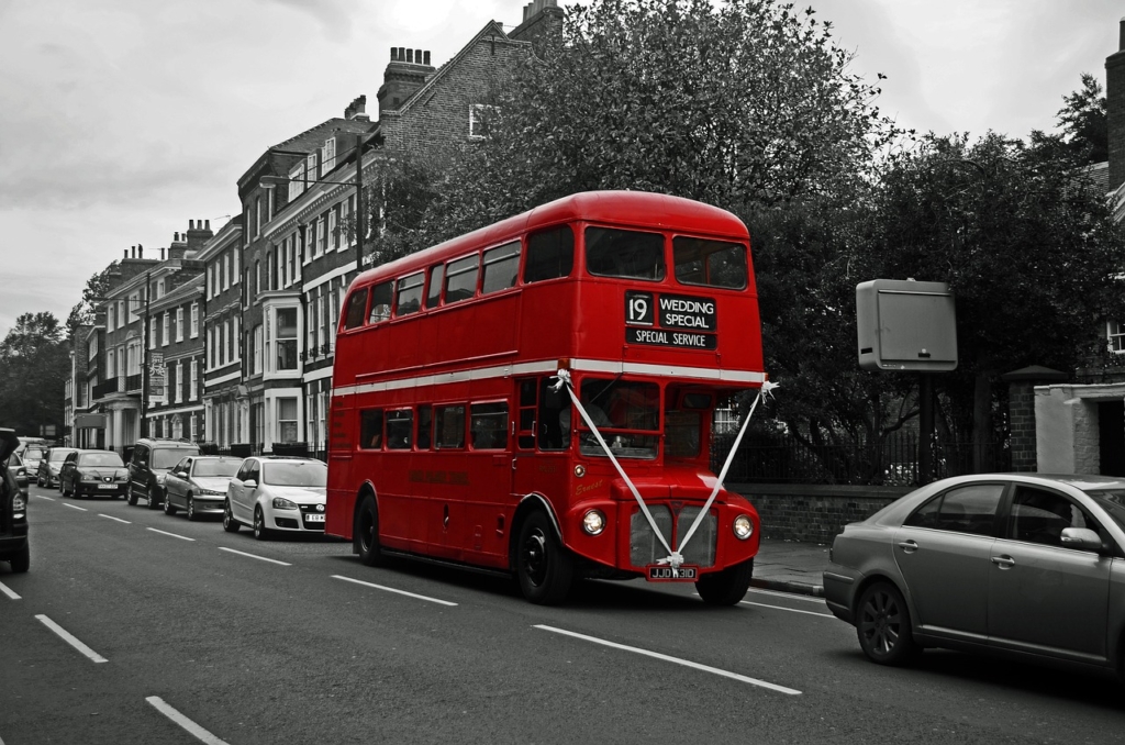 Luxury 3-Bedroom Apartment in Plumstead, London 1 bus 84711 1280 2