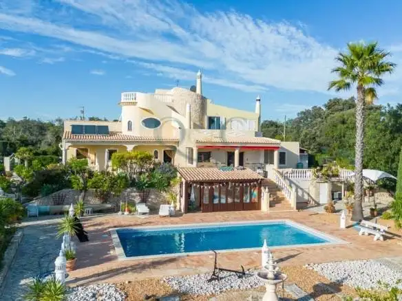 c4f7ee161aab81753553 xlarge