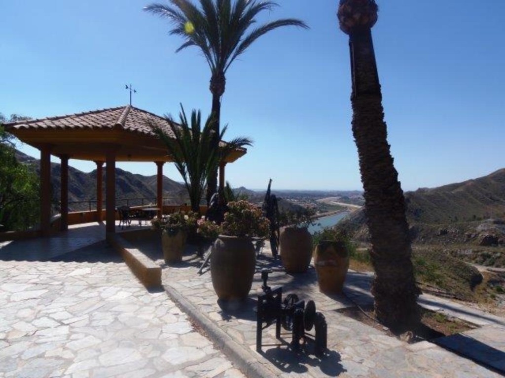 Cuevas del Almanzora 1 cd2270c40ab6c4ff68b8 xlarge