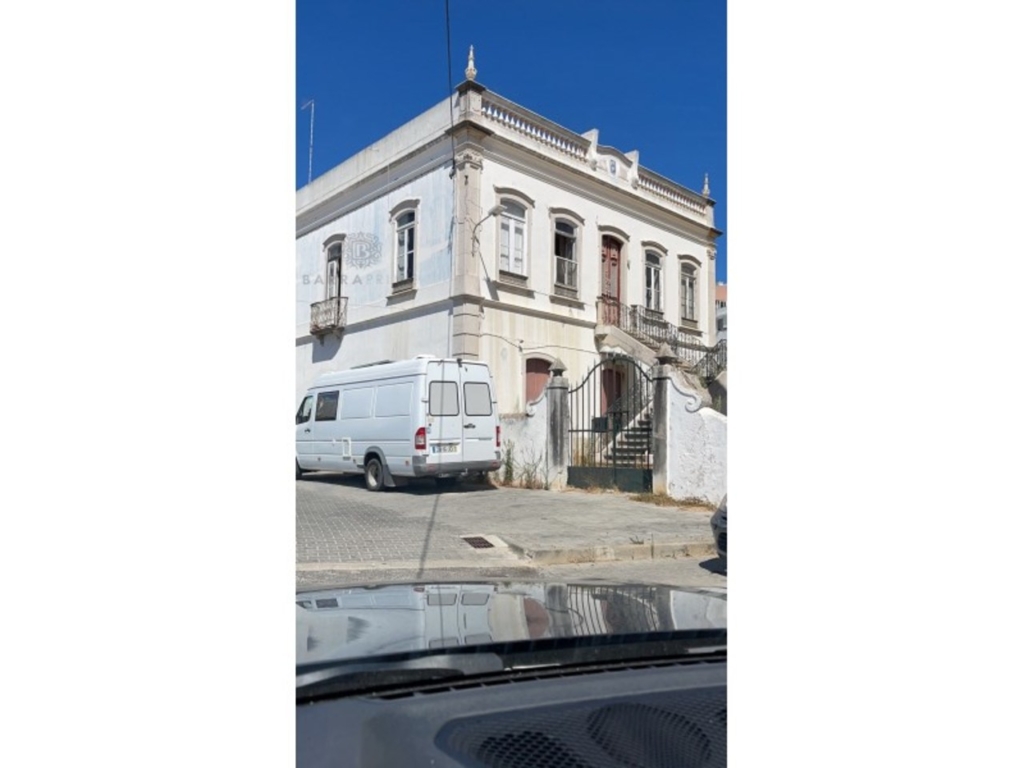 Quelfes 1 cd519c6f9e4408c8ab88 xlarge
