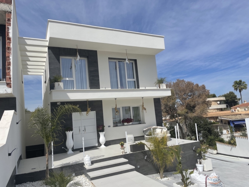 Los Balcones 1 d4196814884c97ec8e75 xlarge