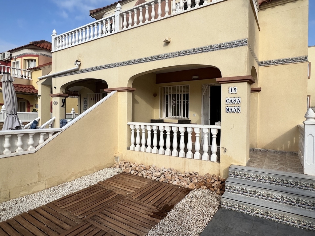 La Zenia 1 daf45521afc4fd9d8df5 xlarge