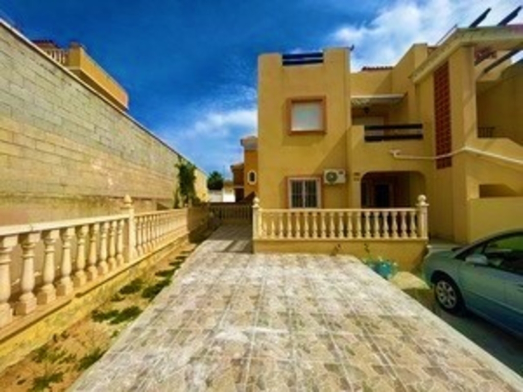 Villamartin 1 e04166d8845ca3f9dbbf xlarge