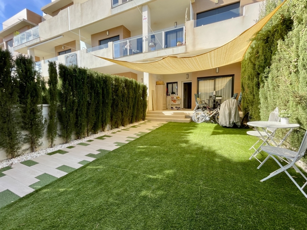 La Zenia 1 f10bed344b257459cff0 xlarge