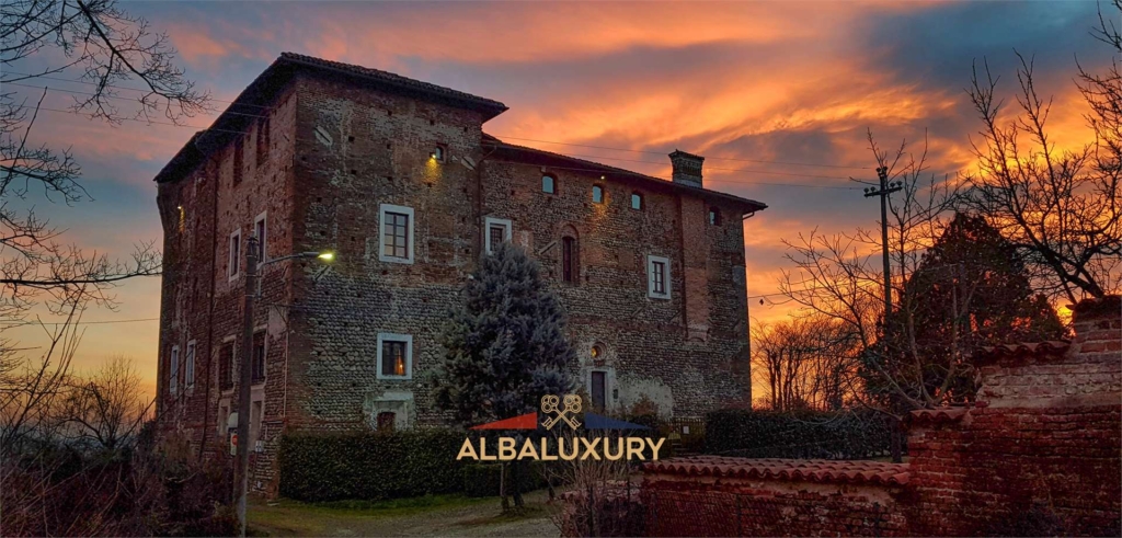 Luxury historic castle in the Biellese Alps 1 imm 112330 20240906170953 1920