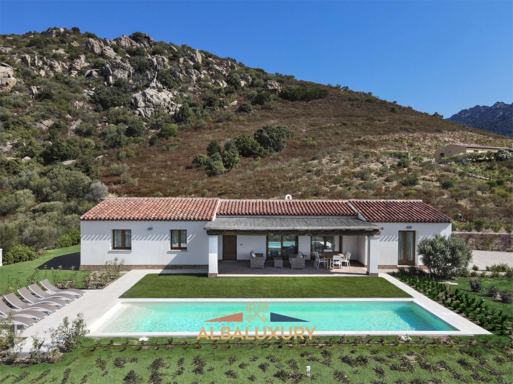 Villa Sale in Olbia (SS) Strada statale 125 1 imm 112556 20240906185907 1920
