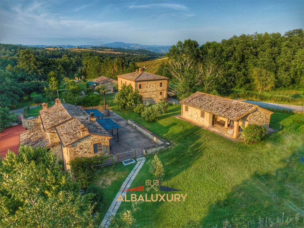 Charming property between Tuscany and Umbria 1 imm 115137 20240928104214 1920