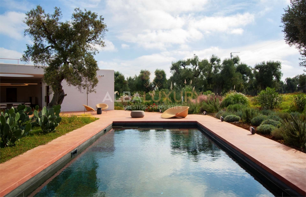 Villa in Salento, on 1 hectare of land 1 imm 53791 20220418113131 1920