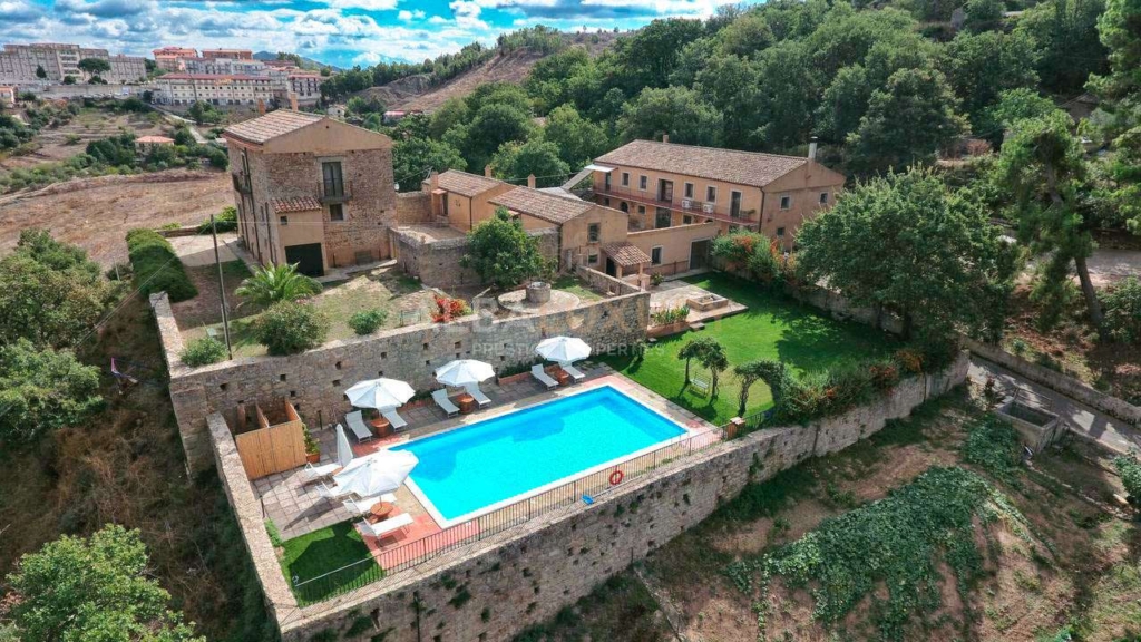 Old restored farmhouse in Nicosia 1 imm 56819 20220707083339 1280