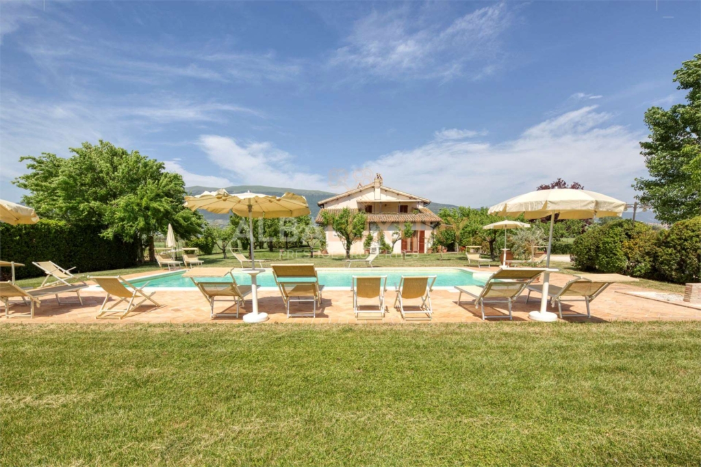 Lovely 4-unit farmhouse in Umbria, Assisi 1 imm 66324 20221206182334 1920