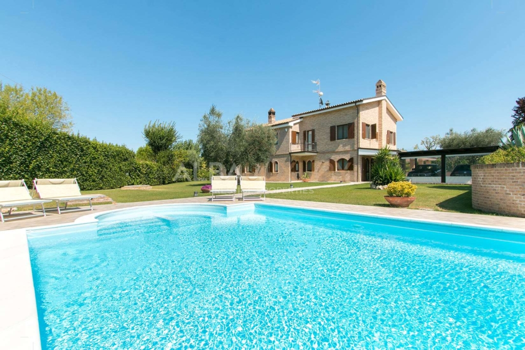 Spendid villa in Le Marche 1 imm 91767 20240208162814 1650