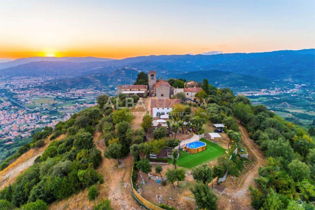 Particular villa in the village, Pistoia 1 imm 93750 20240223221418 1920
