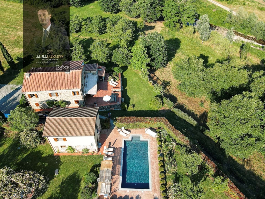 Elegant farmhouse with pool, Massa di Carrara 1 imm 98500 20240321154142 1920