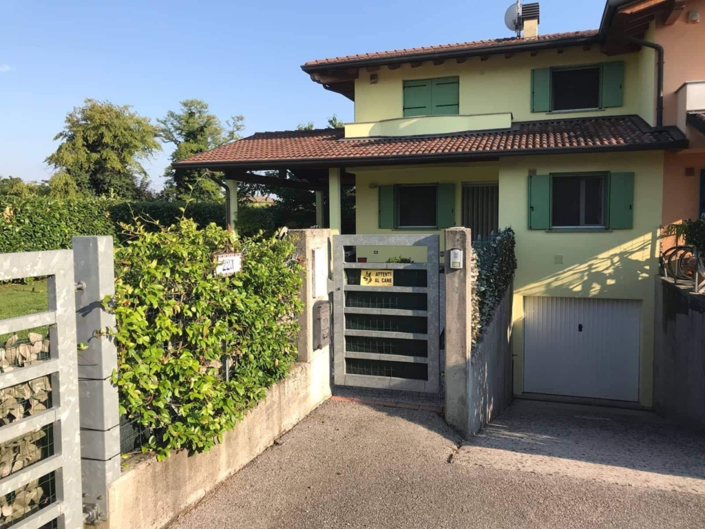 Superb 3 Bed Townhouse For Sale in San Leonardo Valcellina Pordenone 1 0 1 13