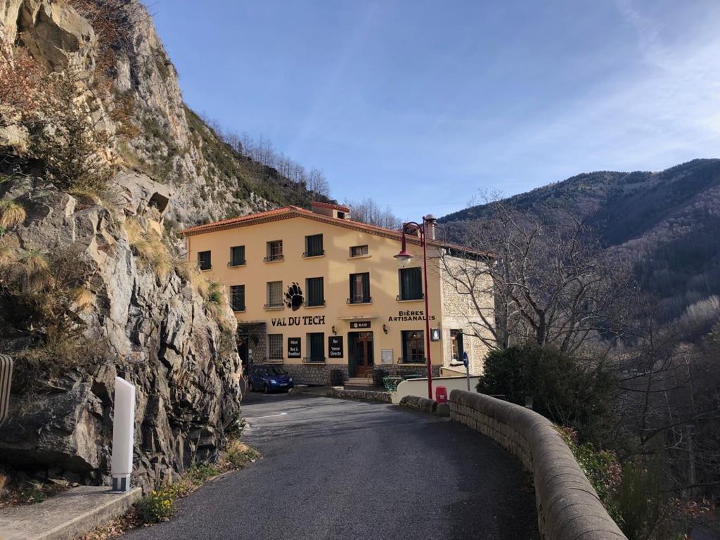 3 Star 16 bed Hotel Val du Tech for Sale in Pyrenees Orientales 1 0 1 24