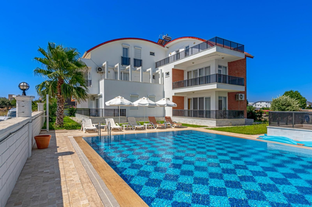 Luxury 4 Bed Apartment For Sale in Belek Antalya 1 0 13 6