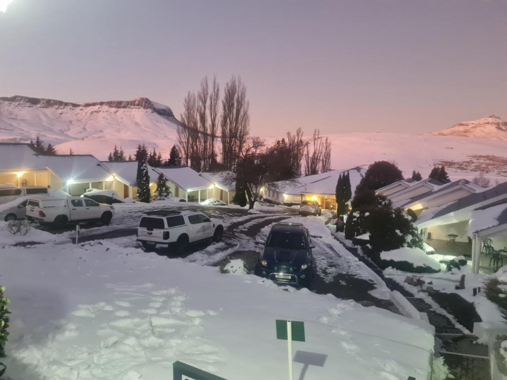 Mountain Shadows Hotel For Sale In Elliot South 1 0 14 7