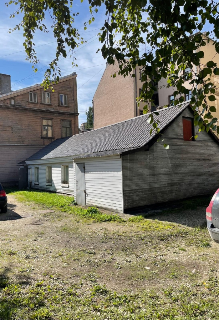 Excellent 3 bed Home For Sale & Redevelopment in Riga 1 0 17 1