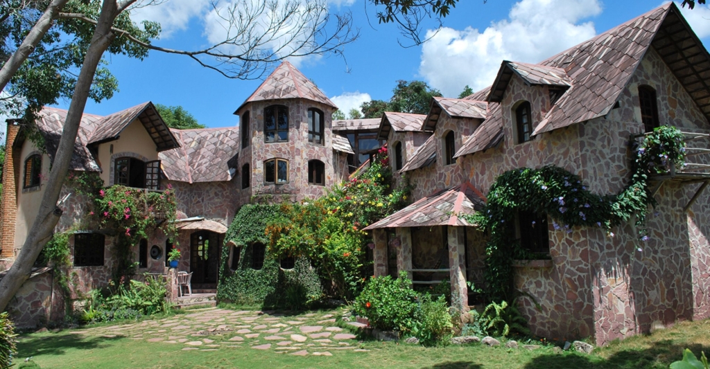 Luxury 15 Bed Villa For Sale in Bahia 1 0 2 14