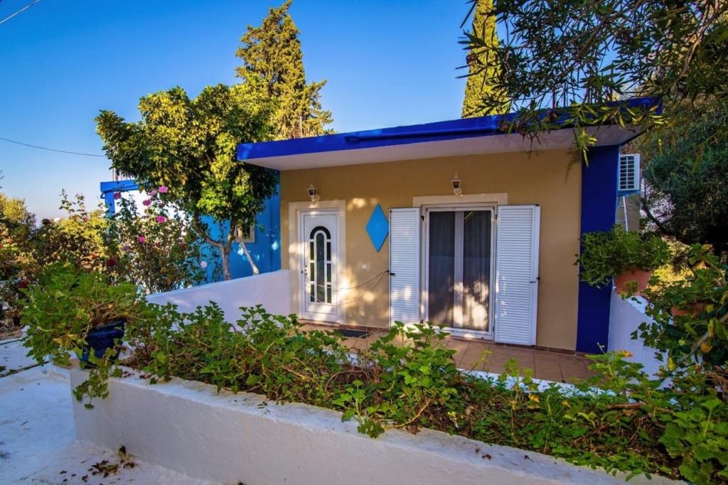 Stunning 2 Bed Villa for Sale in Zante Island 1 0 2 8