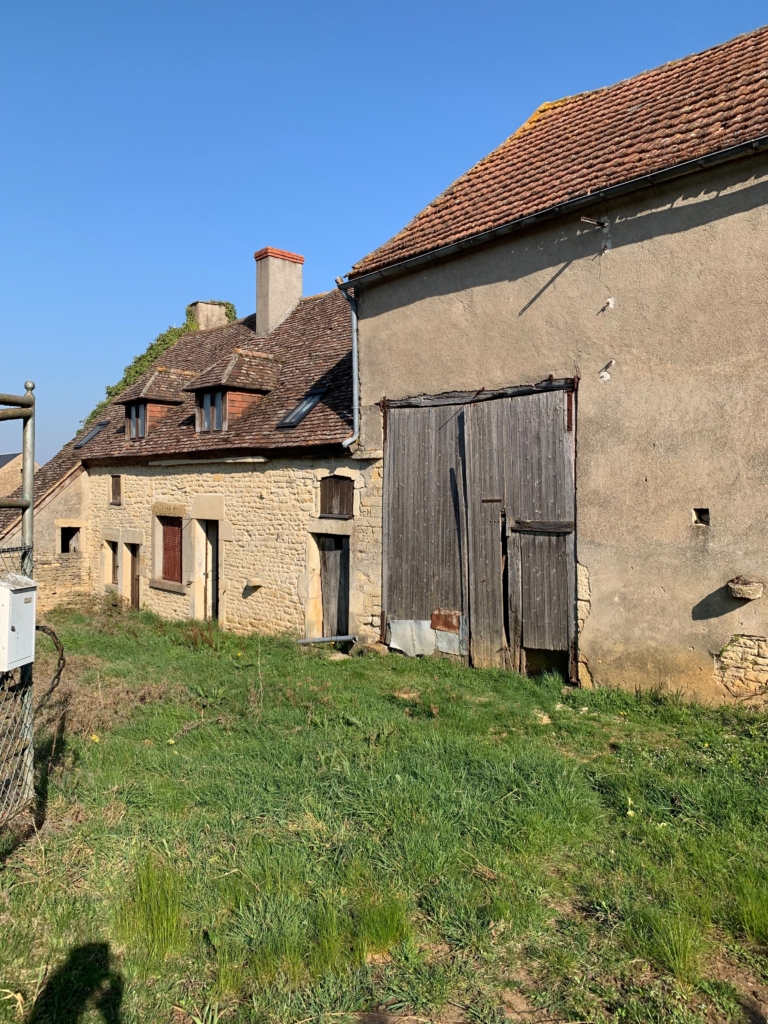 Excellent 3 Bedroom House and Barn Renovation Project for Sale In Saizy Burgundy 1 0 6 21