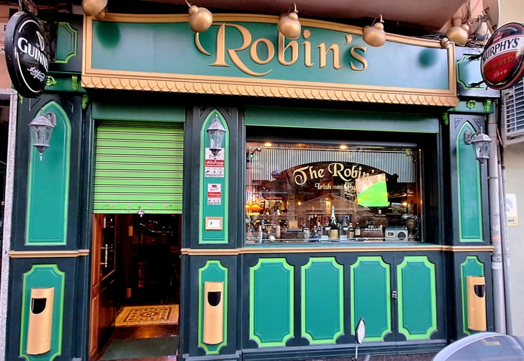 The Robins Irish Bar For Sale In Alicante 1 0 9 1