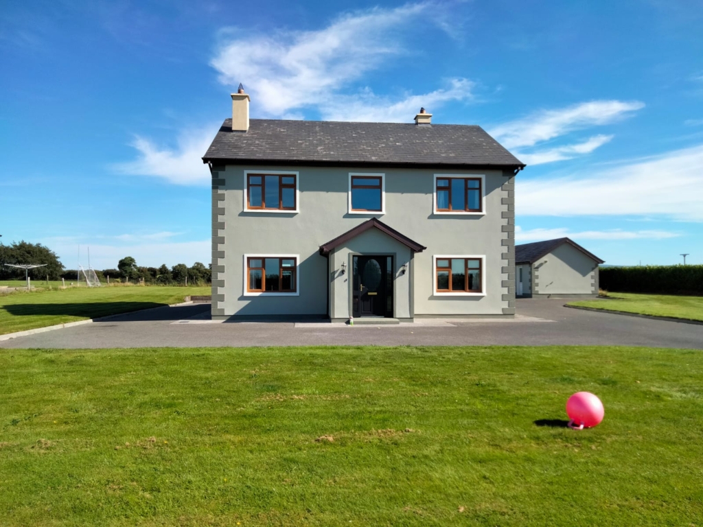 Stunning 4 Bedroom House For Sale in Derrymore Tullamore County Offaly 1 1 1 11
