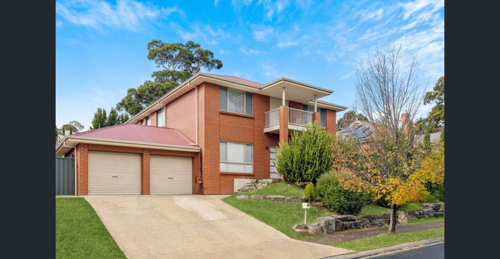 Luxury 5 Bed Home for sale in Mount Barker 1 1 10 6