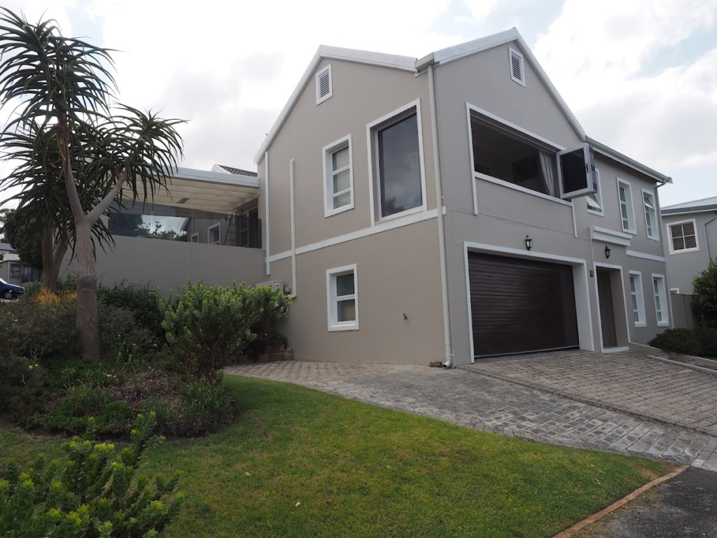 Stunning 3 Bedroom Villa For Sale in Hemel En Aarde Estate Hermanus South 1 1 11 9