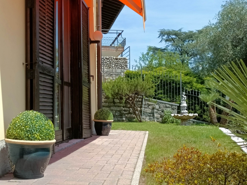 Luxury 2 bed Apartment for Sale in Menaggio Como Lombardy 1 1 13 22