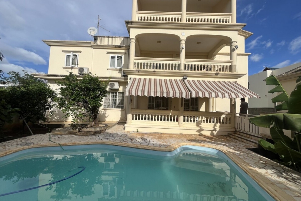 Luxury 5 Bed Villa For sale in Flic En Flac 1 1 21 4