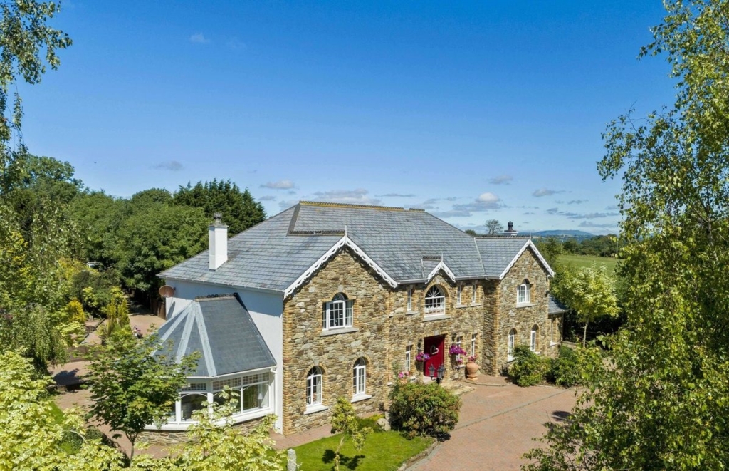 Luxury 5 Bed House For Sale in Ballinclare Gorey Wexford 1 1 26 6
