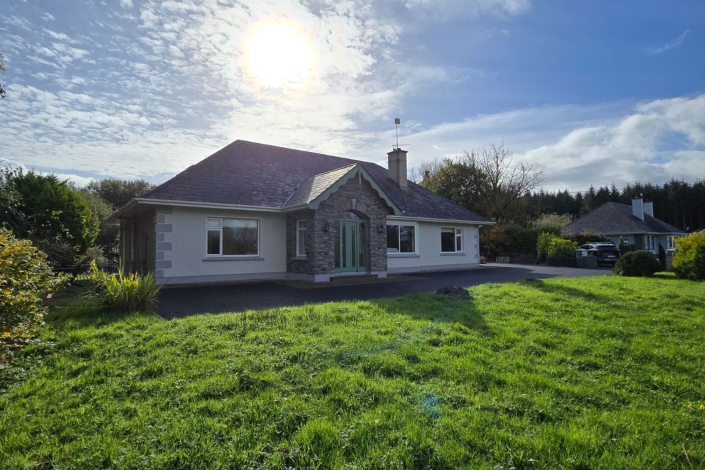 Luxury 5 Bedroom Home For Sale in Scrahan Castleisland County Kerry 1 1 4 2