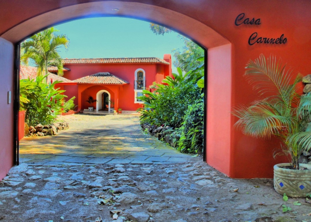 Excellent 4 Bed Villa For Sale in Granada 1 1 gated entry to Casa Carmelo Medium 1 1