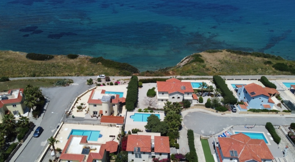 Excellent 4 Bed Villa For Sale in Bahçeli North 1 10 3 17