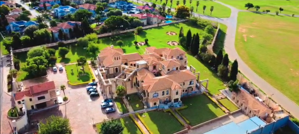 The Hamlet Estate For Sale In Ruimsig Johannesburg South 1 1A 1