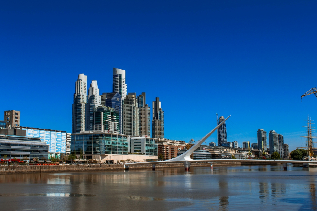 Guide to buying real estate Buenos Aires