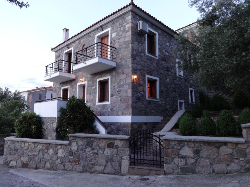 Stunning 4 Bedrooms Villa for Sale on Lesvos Island 1 DSC00123
