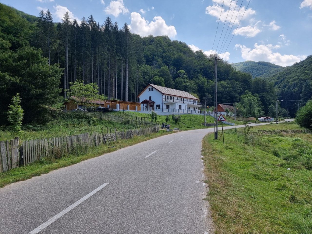 A ONE OF KIND PROPERTY FOR SALE – Private Property in UNESCO domain – Valley of the Kings in Hunedoara County, 1 IMG 5900