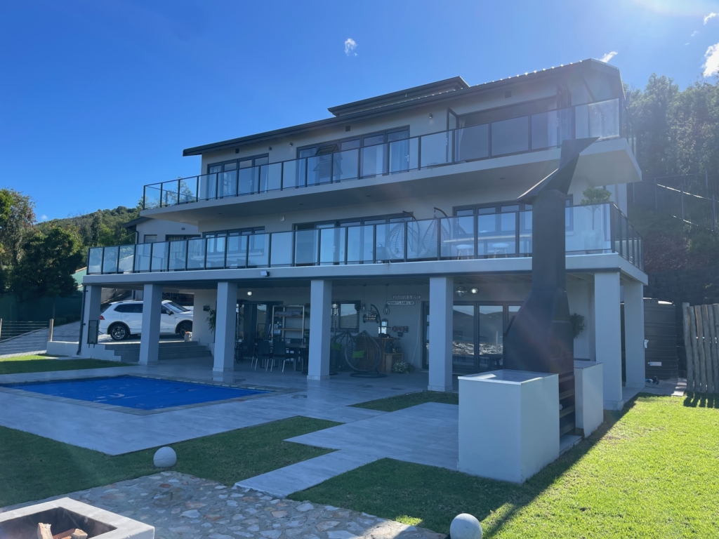 Luxury 4 Bed Home For Sale In Knysna South 1 image001 2 1