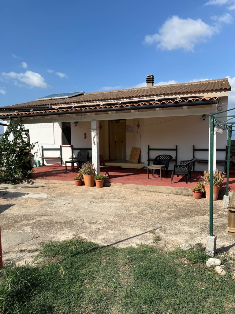 Stunning 3 Bed House For Sale in Chiaramonti Sassari 1 image002 1 2